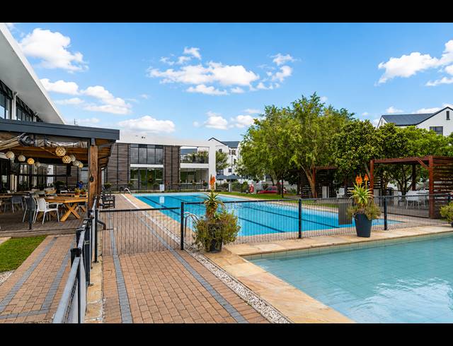 3 BEDROOM APARTMENT TO LET IN DE VELDE